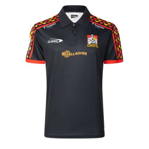 CLASSIC CHIEFS MENS TEAM POLO 2025