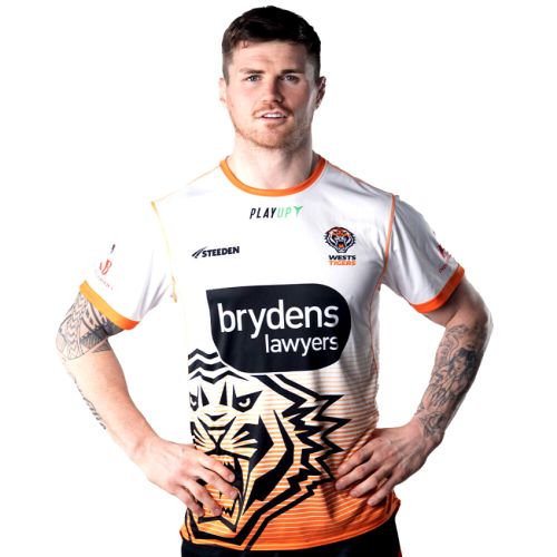 STEEDEN WEST TIGERS PLAYERS RUN OUT TEE